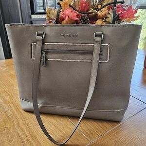 Michael Kors Outlet Purse